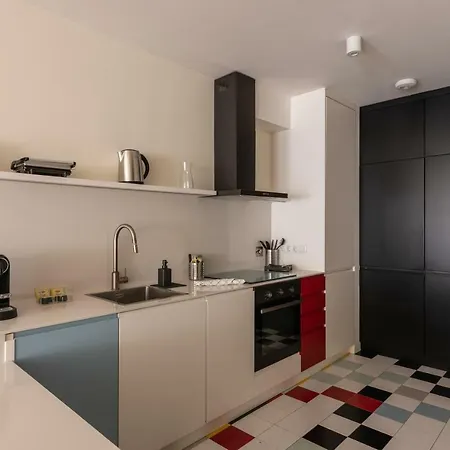 Classic, Modern With A Splash Of Glam Av. Liberdade