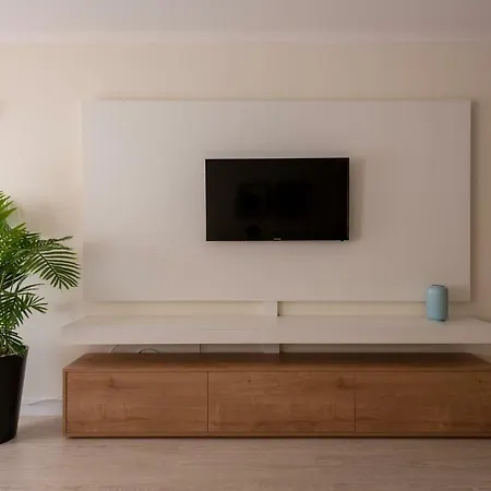 Apartman Classic, Modern With A Splash Of Glam Av. Liberdade
